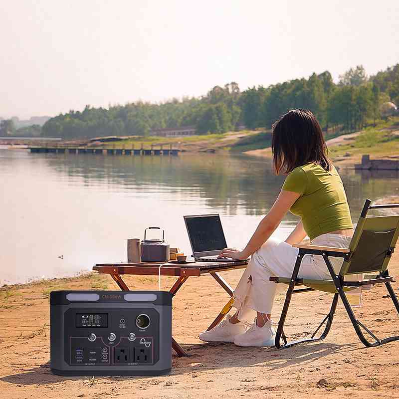 Does the energizer portable power station support car charging?