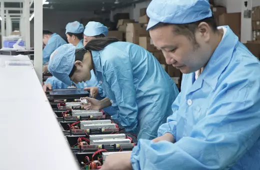 Outdoor power station assemble and install