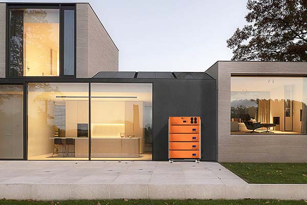 Can you use a lithium battery power station while charging it?